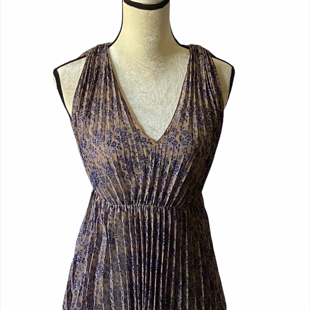 NWT-CECICO COLLECTION-SUMMER TOP